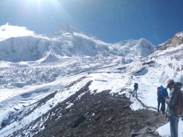 Larke Pass, Manaslu Circuit Trek.