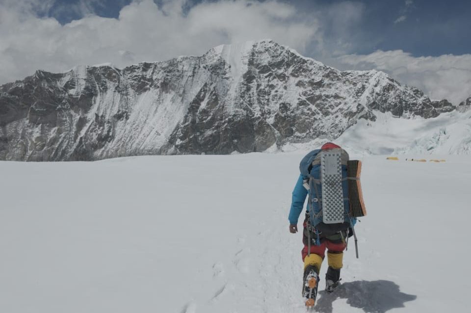 Peak Climbing, on the way to Kyanjin Gumpa.