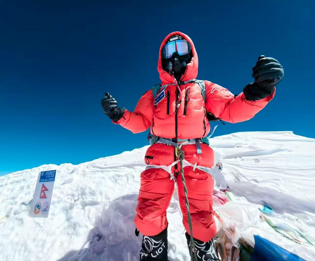 Everest Expedition in spring