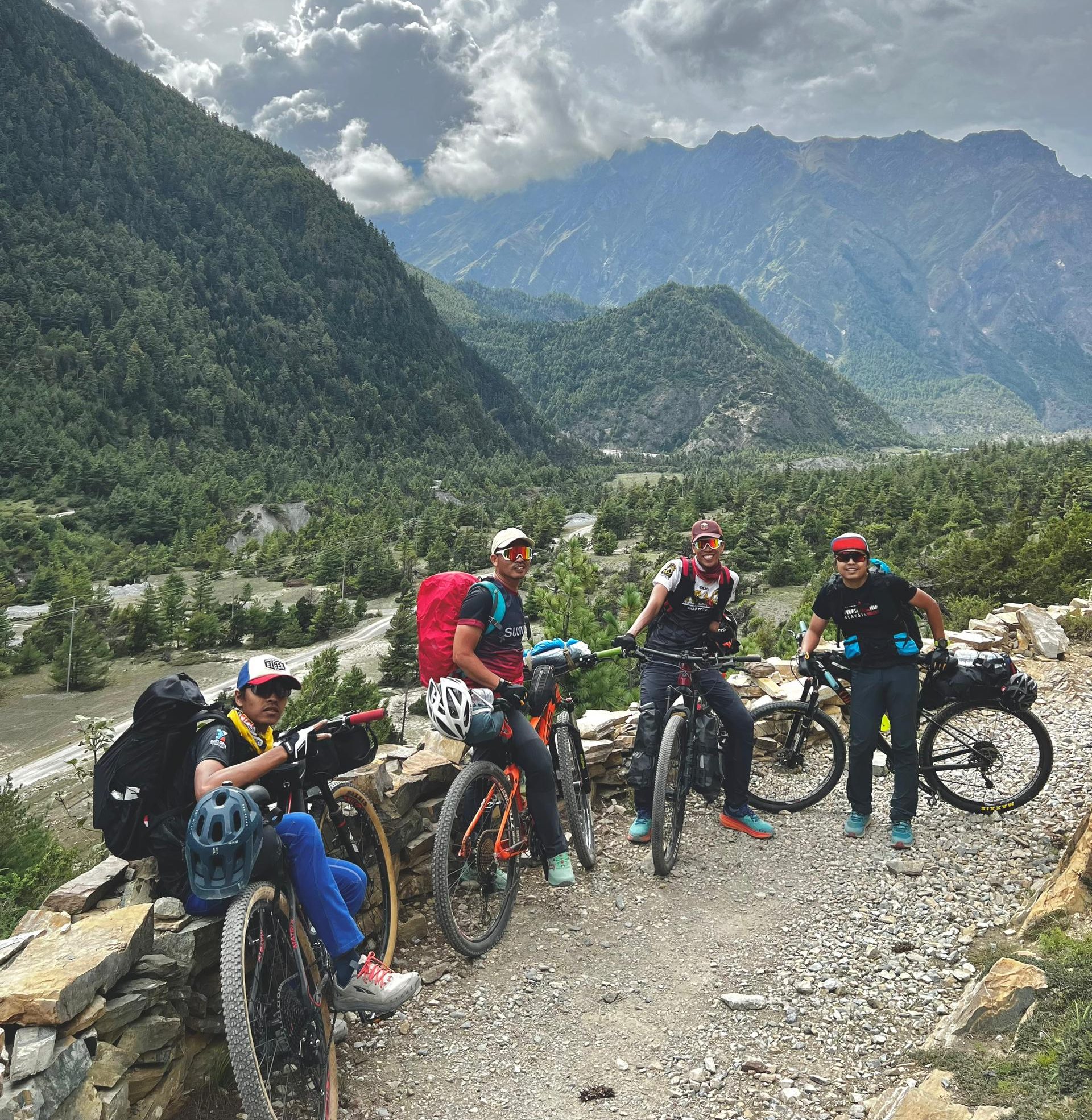 Mountain Bike Tour in Annapurna Circuit